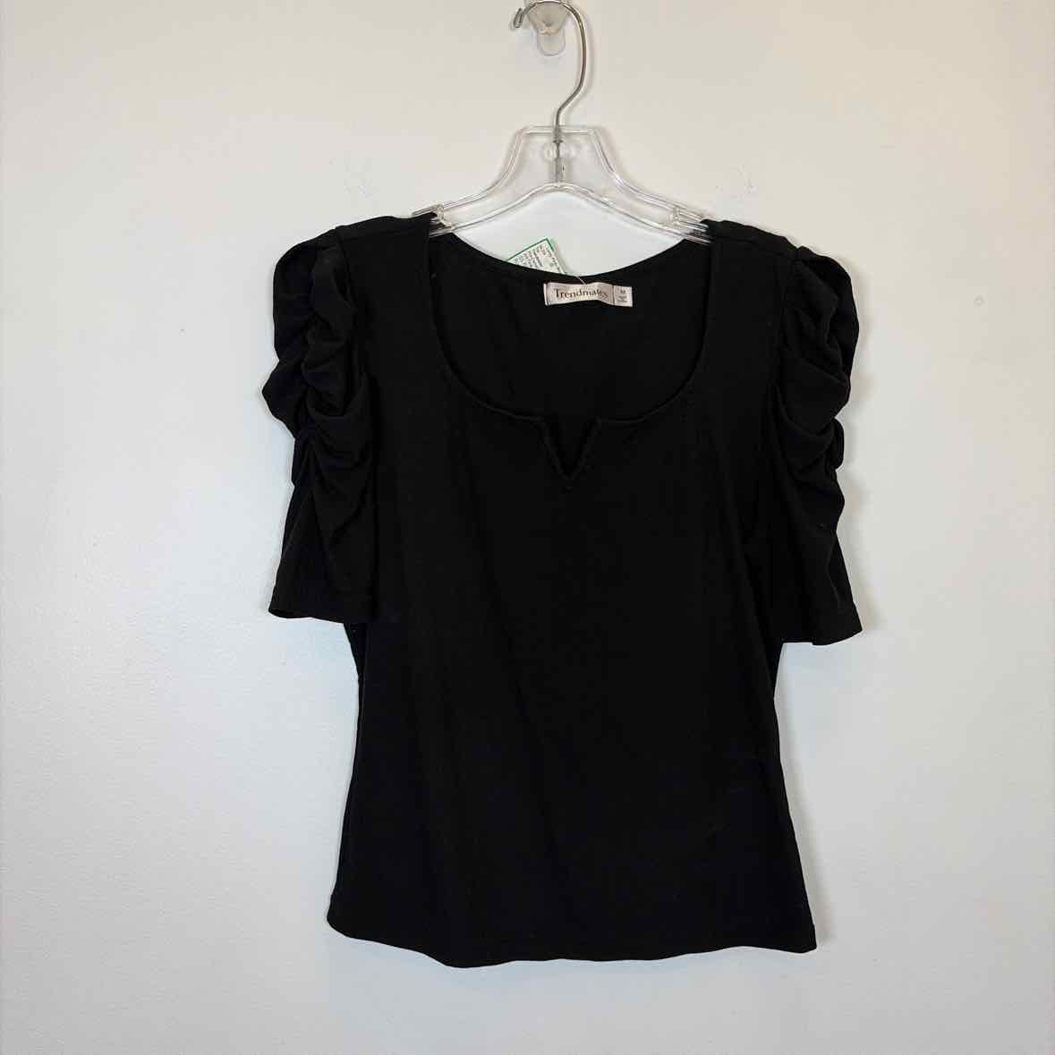 Pre-Owned Size M Trendmates Black Top