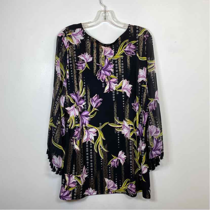 Pre-Owned Size XL JM Collection Black Top
