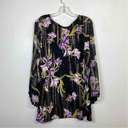 Pre-Owned Size XL JM Collection Black Top