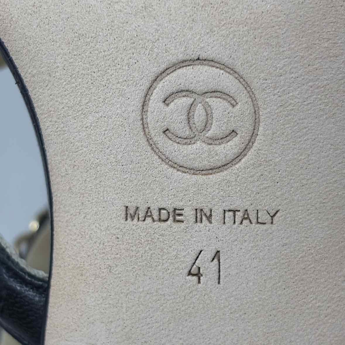 Pre-Owned Chanel Black Leather Shoe Size 10.5 Designer Shoes