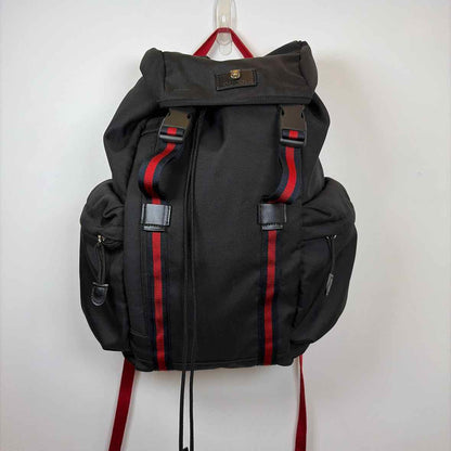 Pre-Owned Gucci Black Nylon Designer Handbag