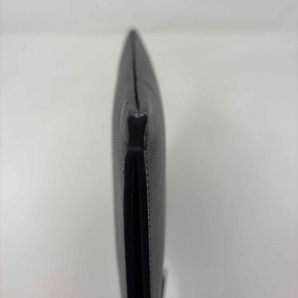 Pre-Owned Saint Laurent Black Leather Designer Handbag