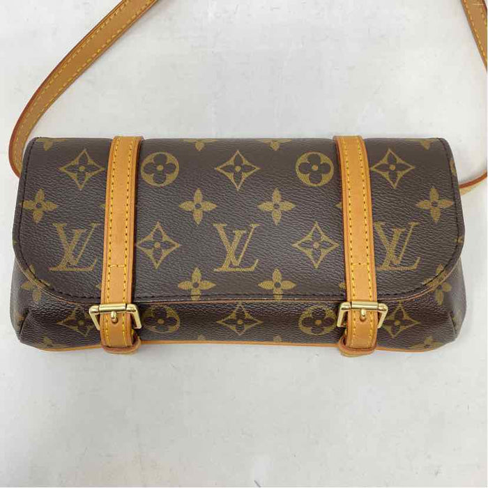 Pre-Owned Louis Vuitton Mocha Canvas Designer Handbag