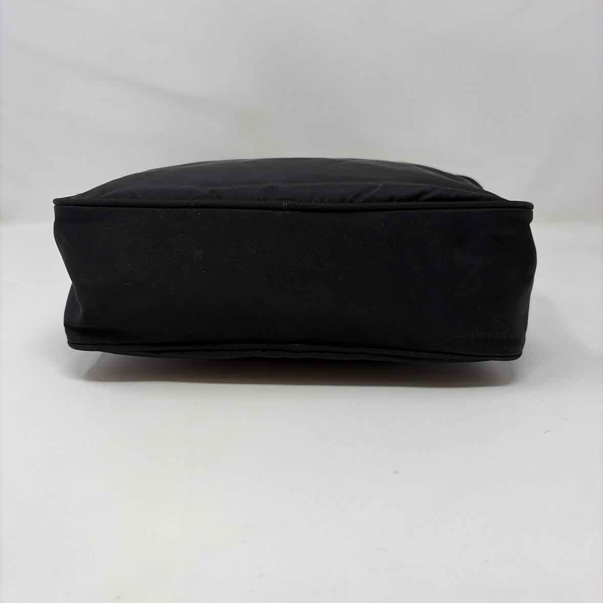 Pre-Owned Prada Black Nylon Designer Handbag