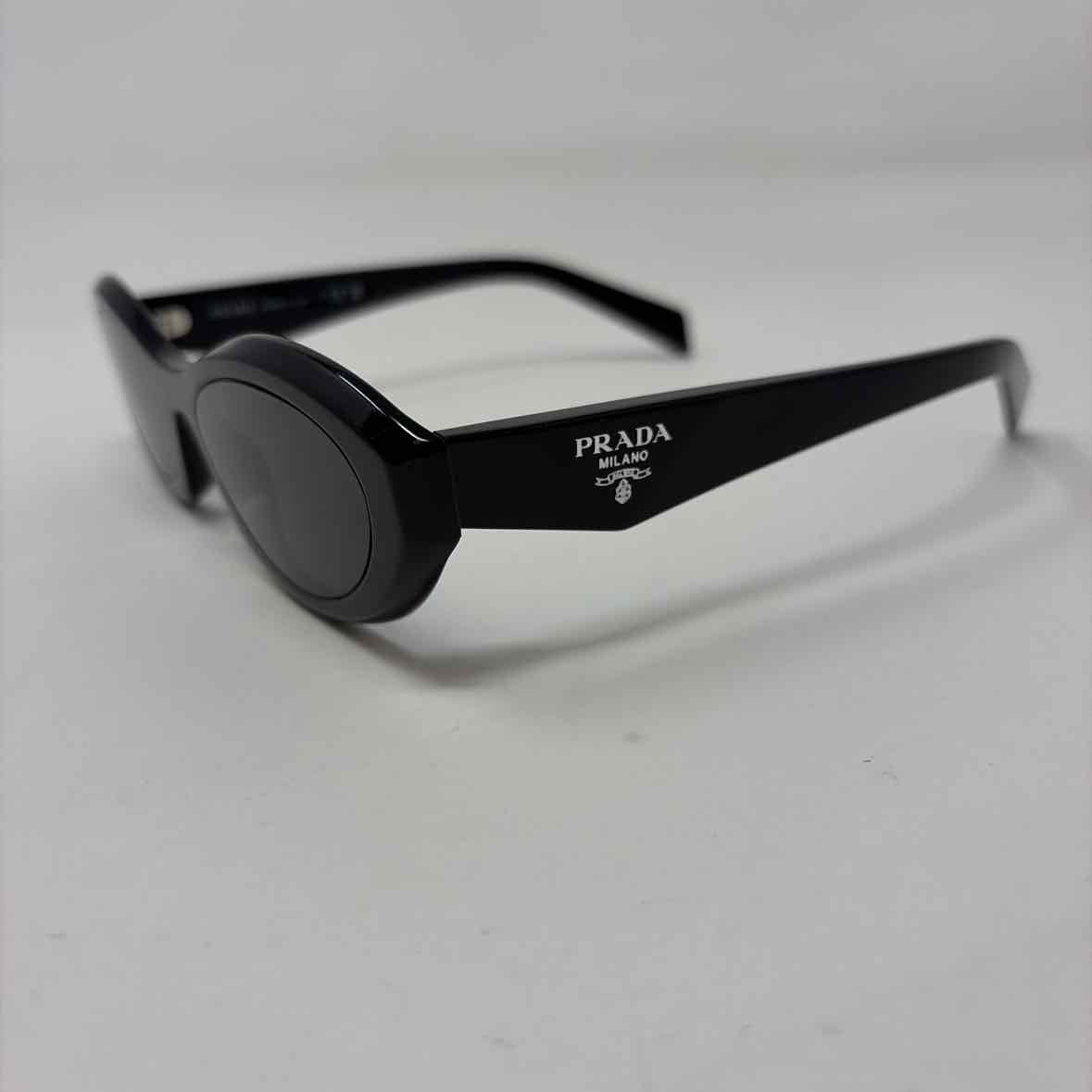 Pre-Owned Prada Black Plastic Designer Sunglasses