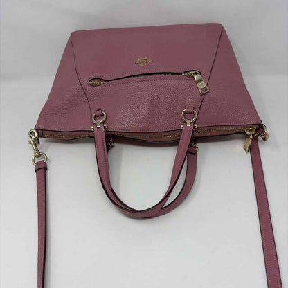 Pre-Owned Coach Pink Leather Handbag