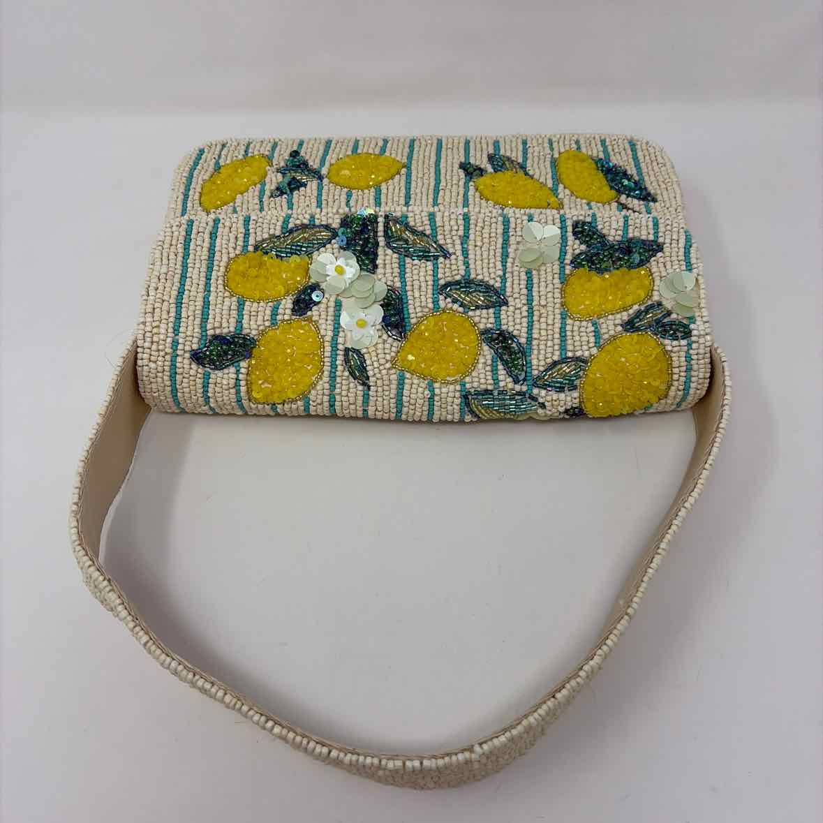 Pre-Owned Boutique Cream Multi Beaded Handbag
