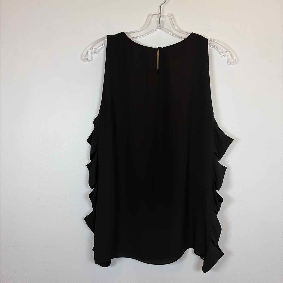 Pre-Owned Size M BCBG Maxazria Black Top