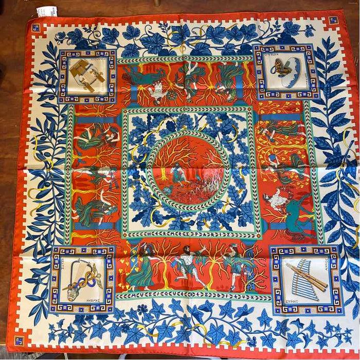Pre-Owned Hermes Multi Silk Designer Scarf