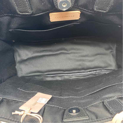 Pre-Owned Coccinelle Black Nylon Handbag