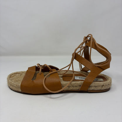 Pre-Owned Shoe Size 9 Steve Madden Tan Sandals