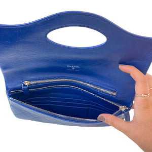 Pre-Owned Chanel Blue Leather Designer Handbag