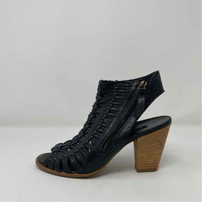 Shoe Size 7.5 paul green Black Heels