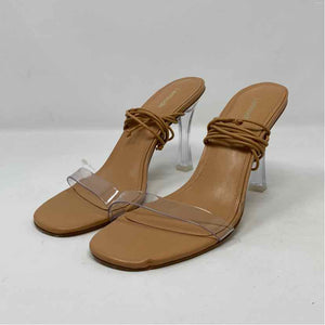 Pre-Owned Shoe Size 10 Larroude nude Heels