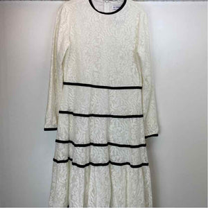 Pre-Owned Size S Boutique White Casual Dress
